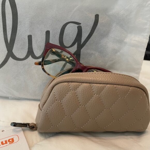 Lug Eyeglass Case (Bobsled IV) and Pill Case(Choo Choo Mini VL) Set - Picture 2 of 5